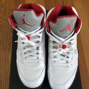Jordan 5 Fire Red